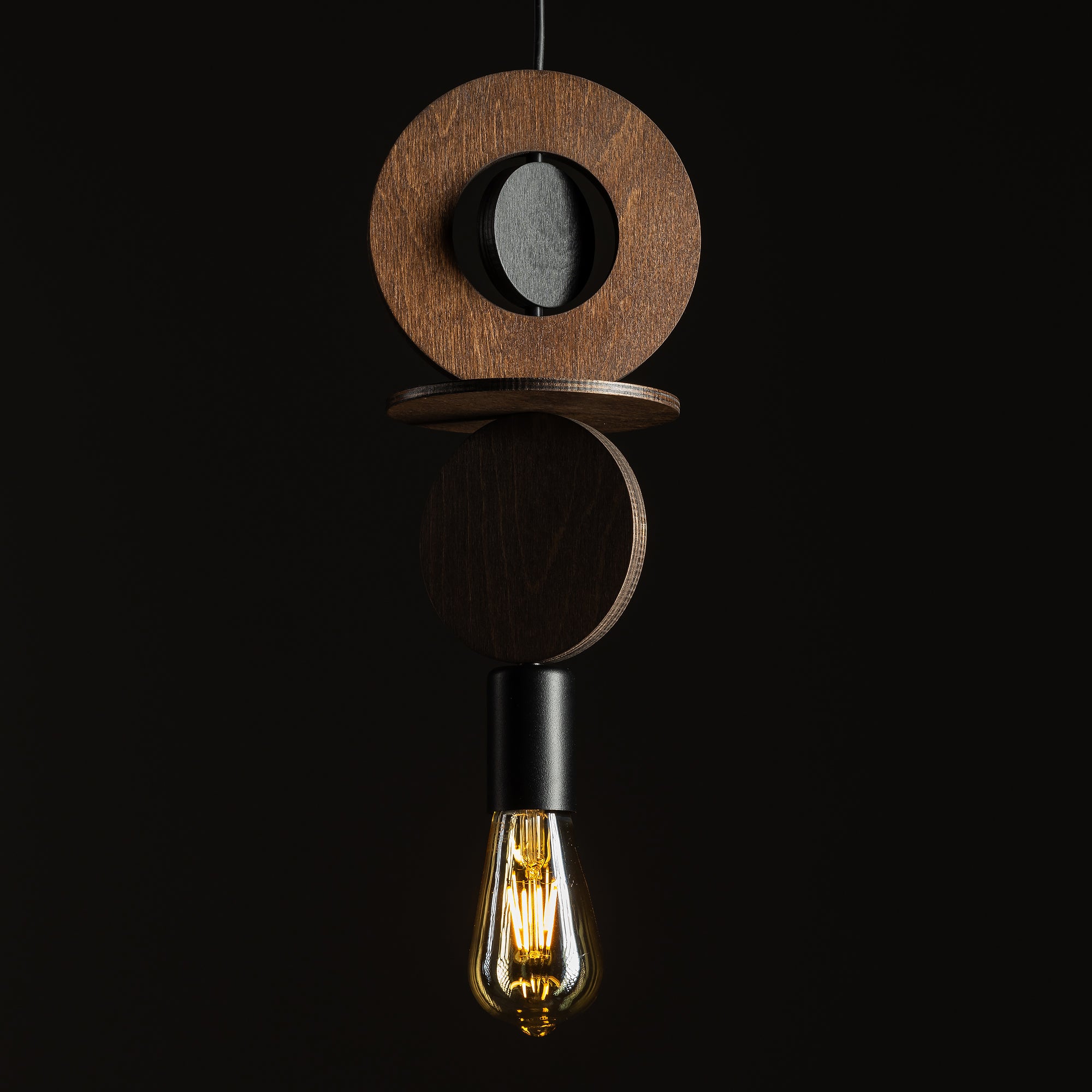 DROPS WOOD C – Dunkles Holz