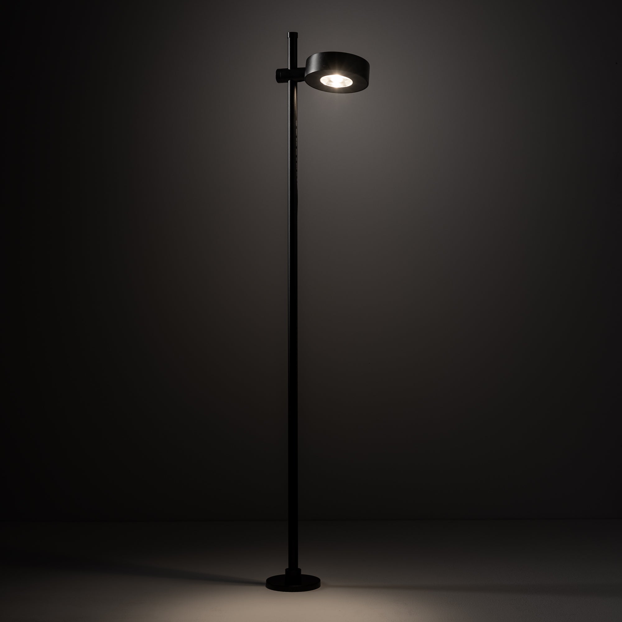 TESSA LED – Schwarz