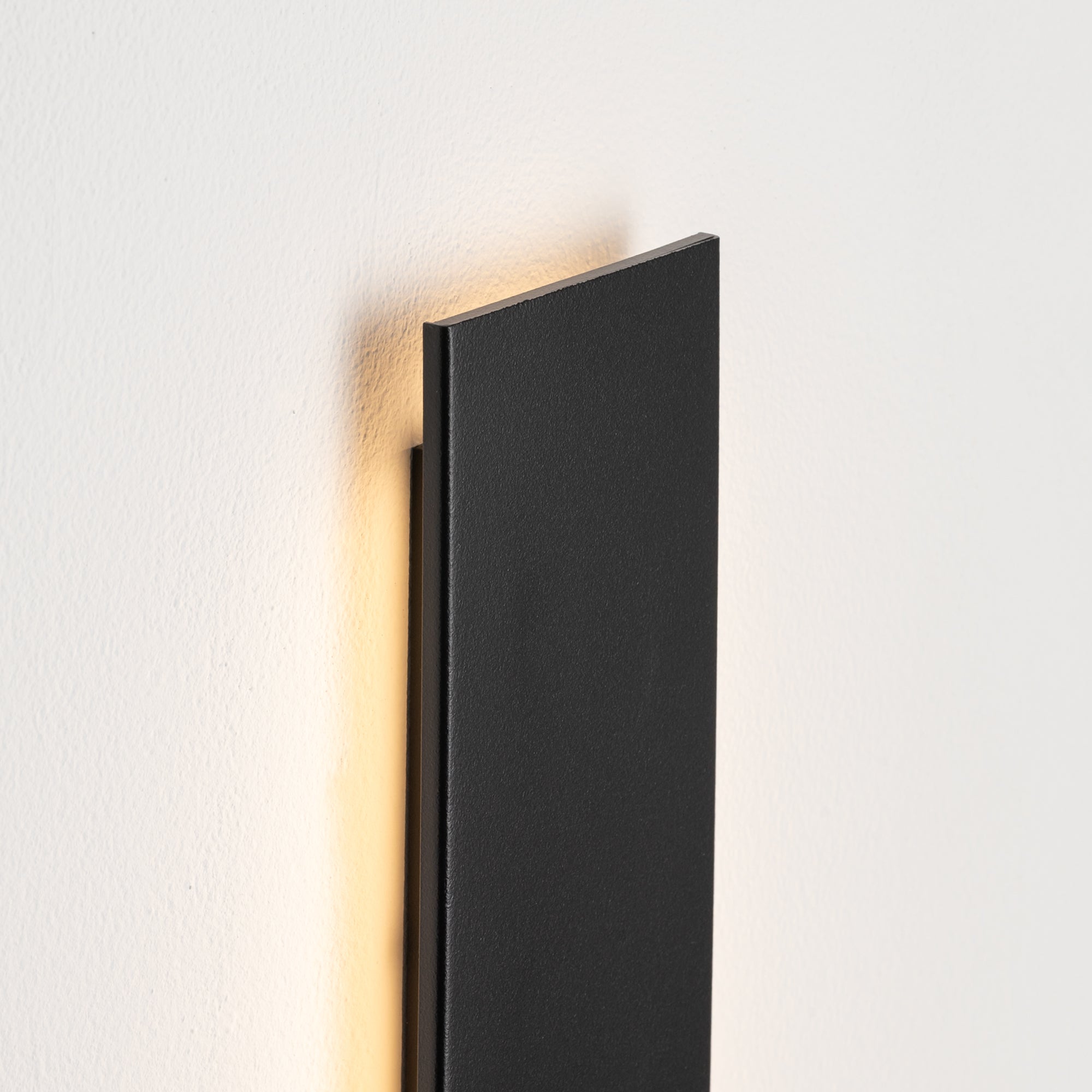 COMMA LED L – Schwarz
